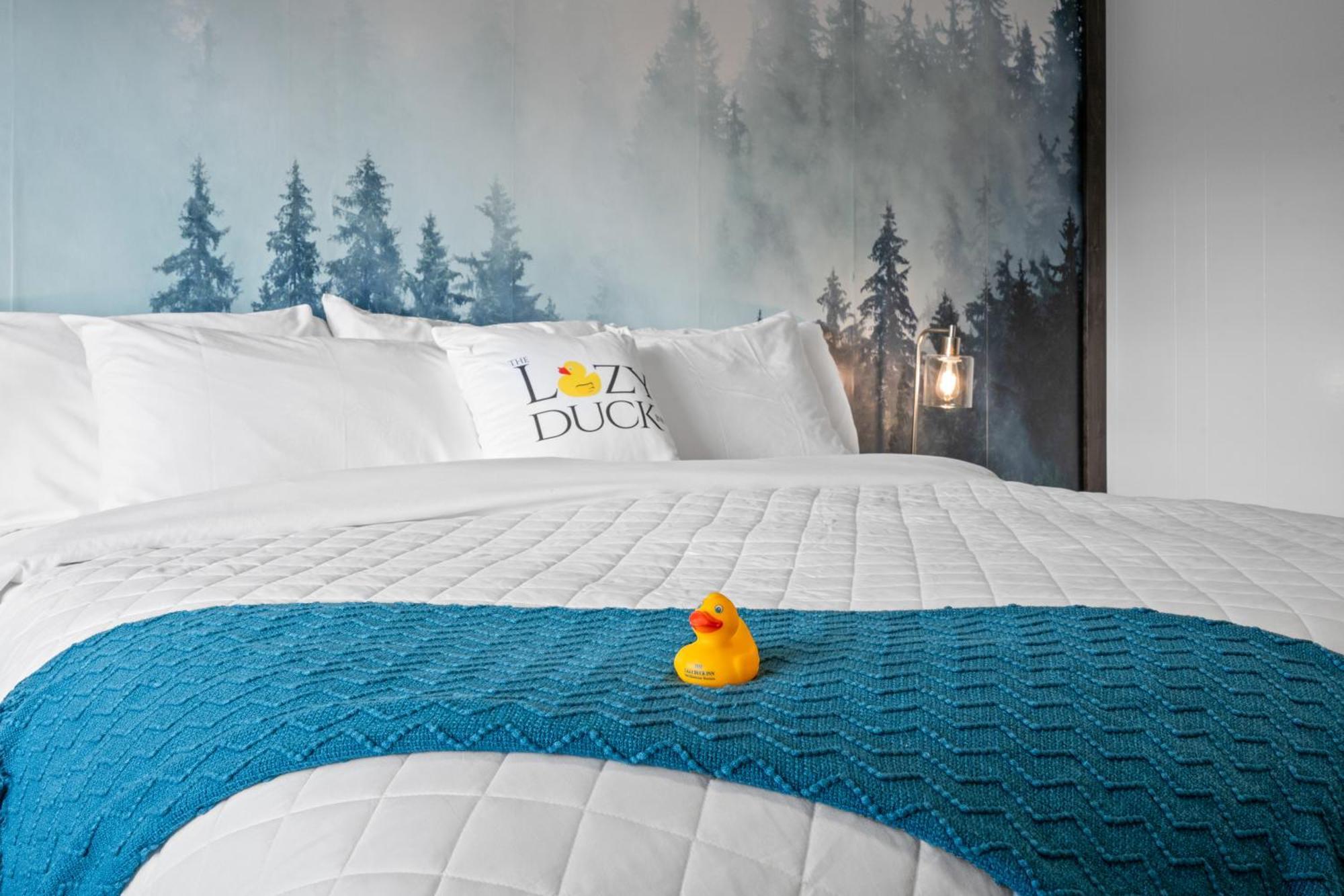 Lazy Duck Inn West Yellowstone Extérieur photo