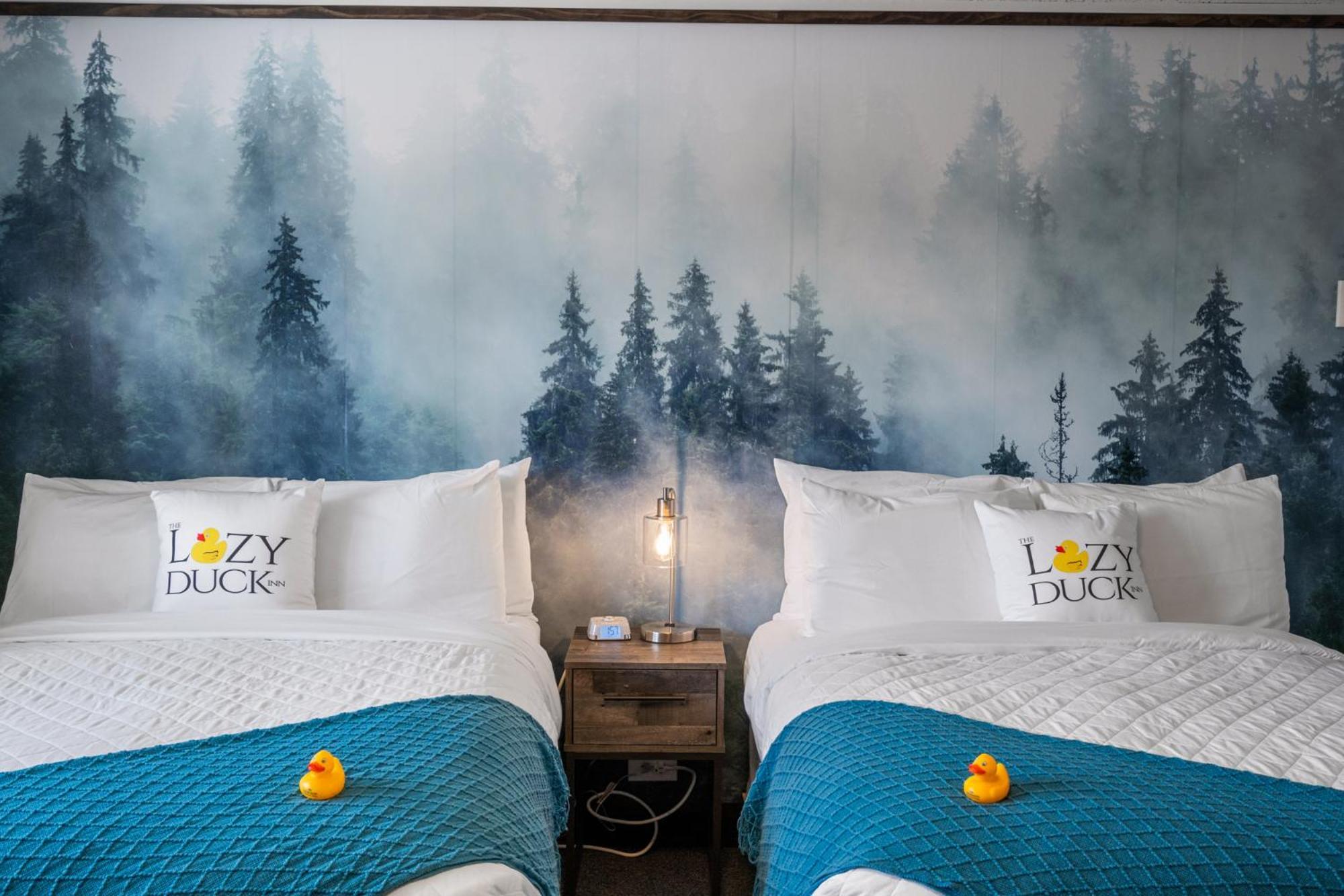 Lazy Duck Inn West Yellowstone Extérieur photo