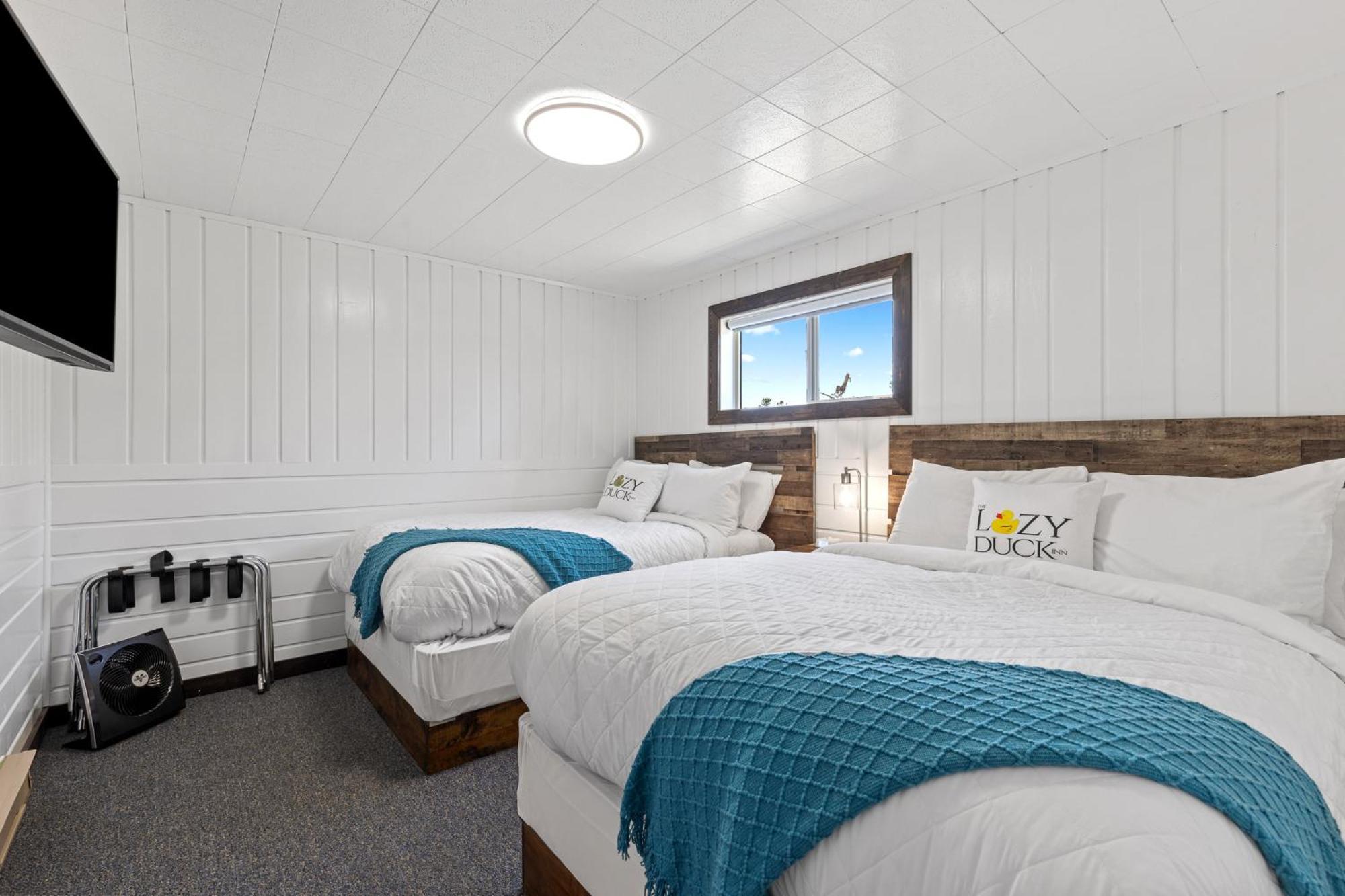 Lazy Duck Inn West Yellowstone Extérieur photo