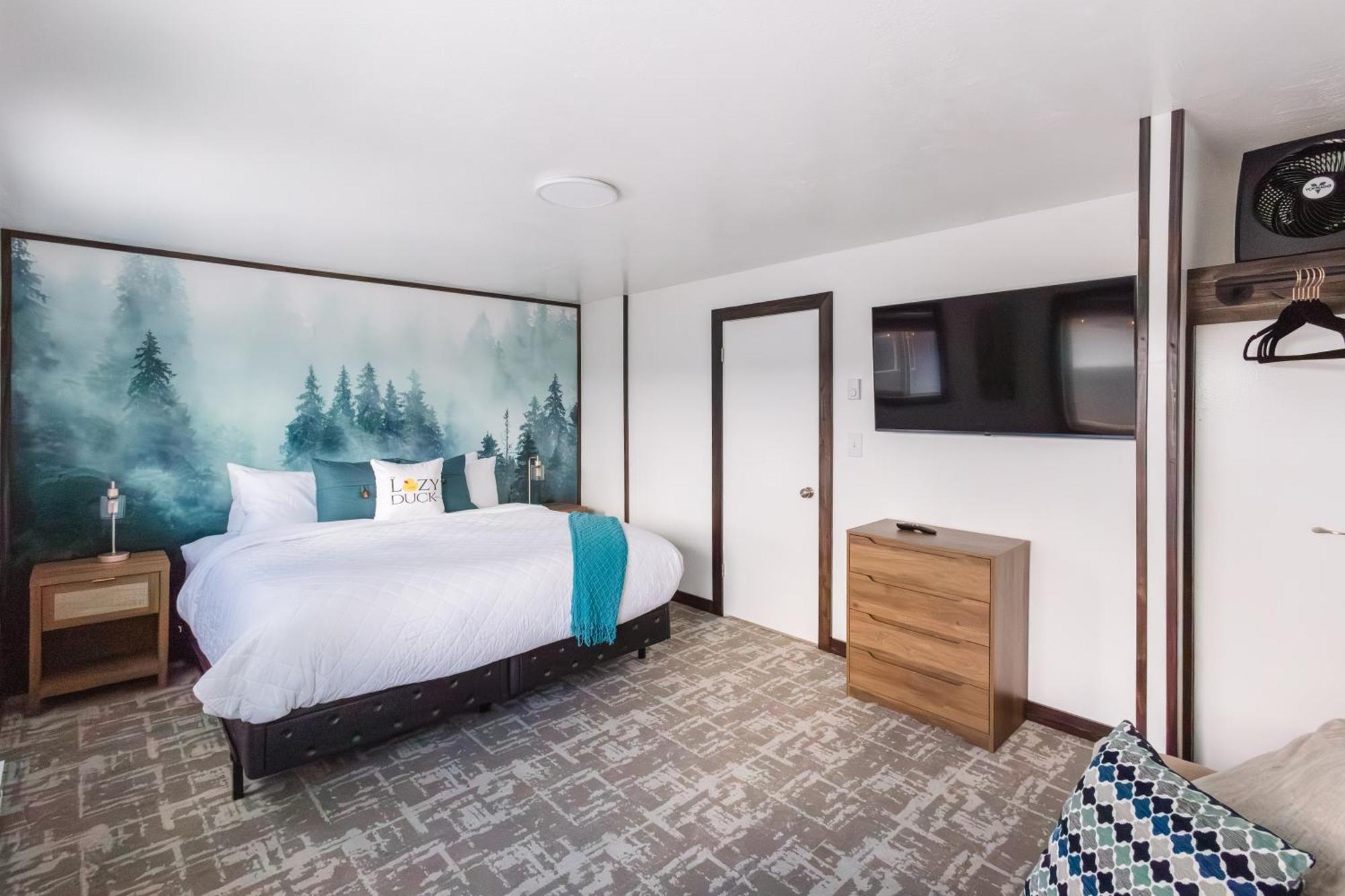 Lazy Duck Inn West Yellowstone Extérieur photo
